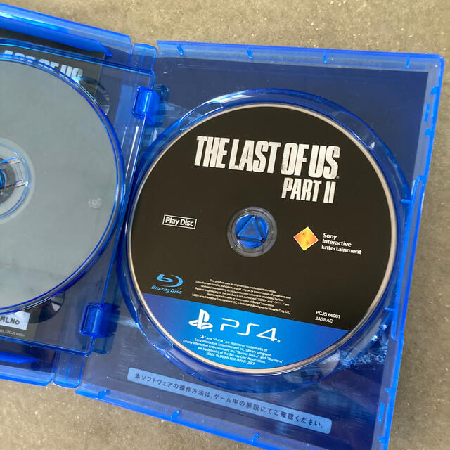 PlayStation4(プレイステーション4)の早い者勝ち！ ラスアス1、2セット THE LAST OF US エンタメ/ホビーのゲームソフト/ゲーム機本体(家庭用ゲームソフト)の商品写真