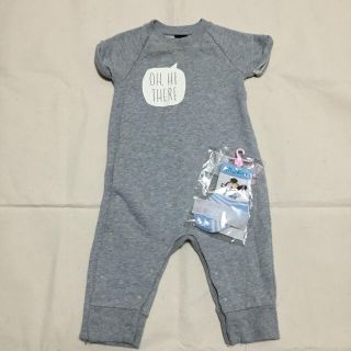 ベビーギャップ(babyGAP)のBaby Gapロンパース&靴下セット(ロンパース)