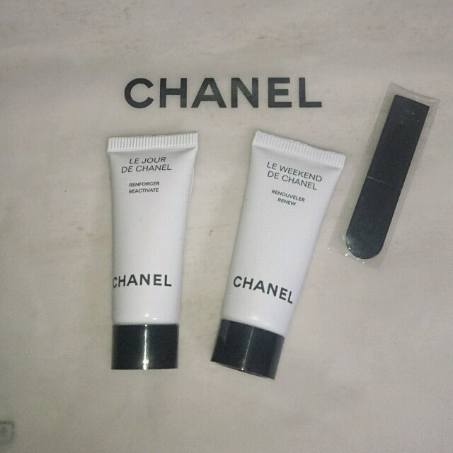 CHANEL(シャネル)のCHANEL*サンプル美容液 コスメ/美容のスキンケア/基礎化粧品(美容液)の商品写真