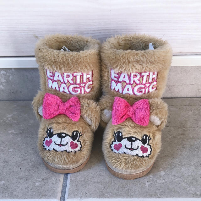 EARTHMAGIC(アースマジック)のマフィーブーツ　13cm キッズ/ベビー/マタニティのベビー靴/シューズ(~14cm)(ブーツ)の商品写真