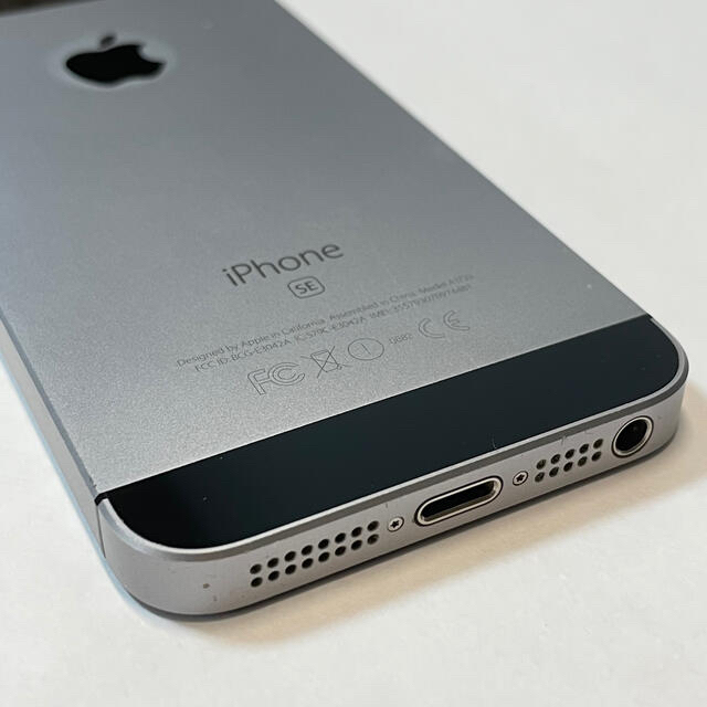 iPhone SE (第1世代) スペースグレイ　64GB SIMフリー 1