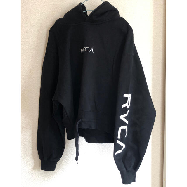 RVCA(ルーカ)の専用 レディースのトップス(パーカー)の商品写真