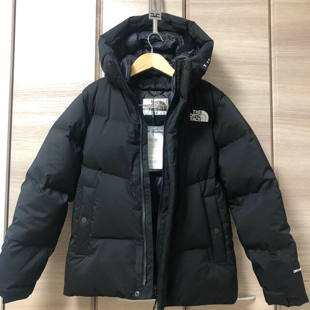 THE NORTH FACE FREE MOVE DOWN JACKE.Tのサムネイル