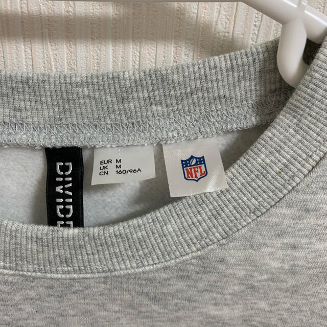 H&M(エイチアンドエム)のトレーナー スウェット アウター Ｈ&M 長袖 ラグビー NFL メンズのトップス(スウェット)の商品写真