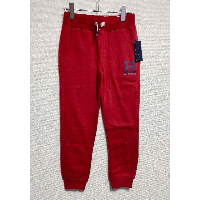 TOMMY HILFIGER(トミーヒルフィガー)の新品 140~150cm ★ トミーヒルフィガー スウェット パンツ 赤 キッズ/ベビー/マタニティのキッズ服男の子用(90cm~)(パンツ/スパッツ)の商品写真