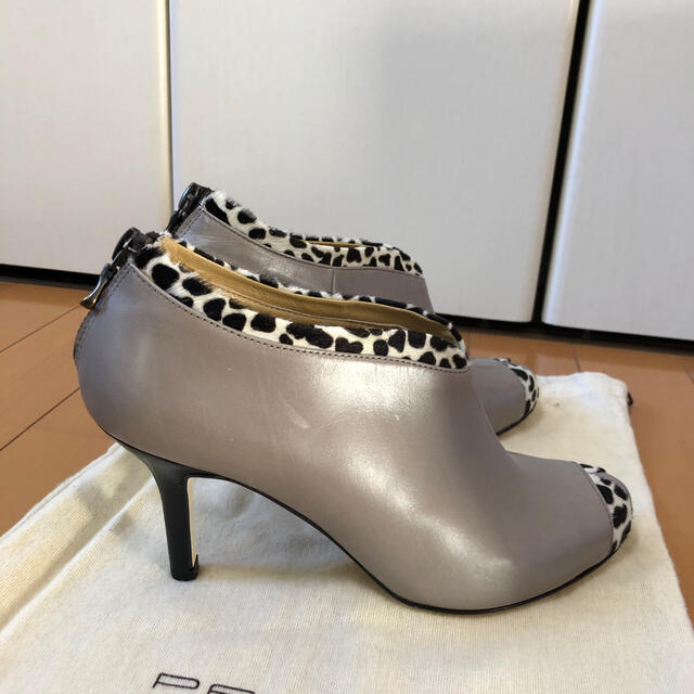 品質保証 PELLICO PELLICO パンプスの通販 by ホビ|ペリーコならラクマ - 新品 ペリーコ 特価安い