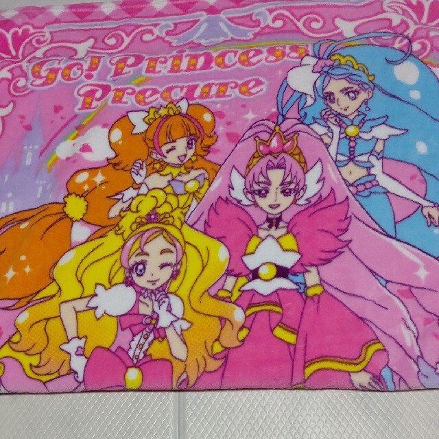 BANDAI(バンダイ)のプリキュア毛布 キッズ/ベビー/マタニティの寝具/家具(毛布)の商品写真