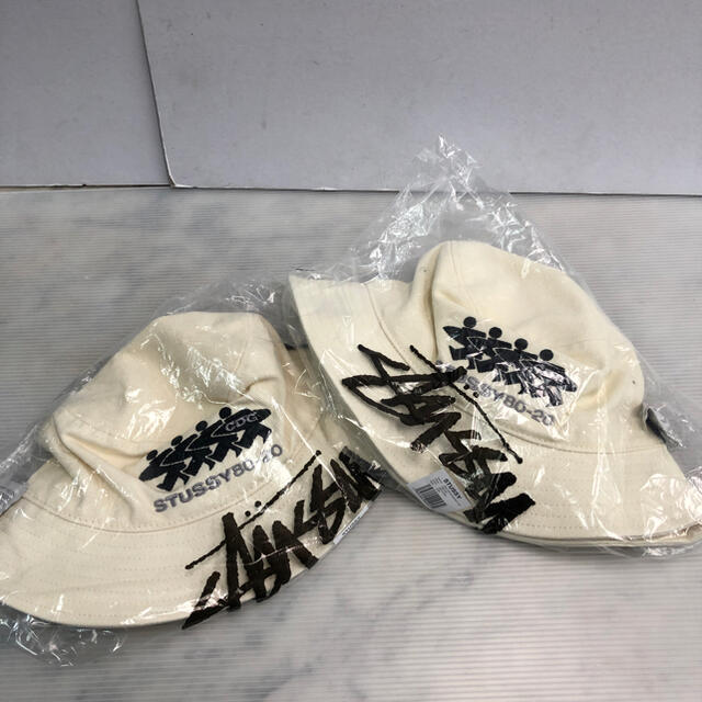 STUSSY(ステューシー)のCDG X STUSSY Bucket Hat メンズの帽子(その他)の商品写真