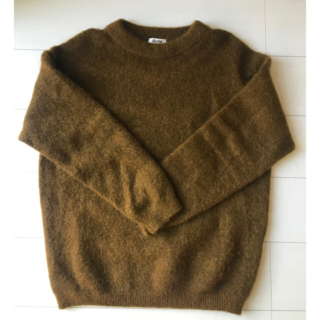 ACNE(アクネ)のうりさ様専用　acne studios  ドラマチックモヘア レディースのトップス(ニット/セーター)の商品写真