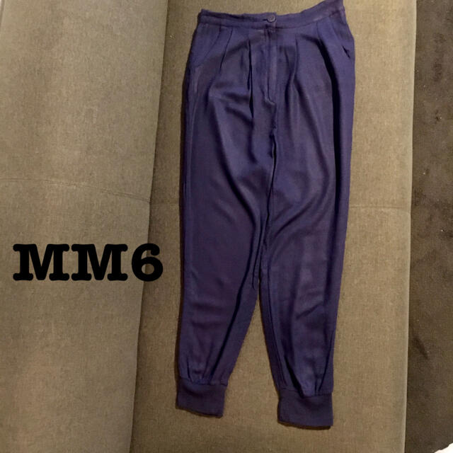 MM6(エムエムシックス)のMM6  メゾンマルジェラパンツ レディースのパンツ(カジュアルパンツ)の商品写真