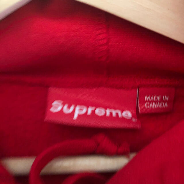 supremeのパーカー 1