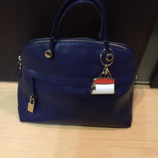 Furlaパイパーバッグチャームキーホルダー