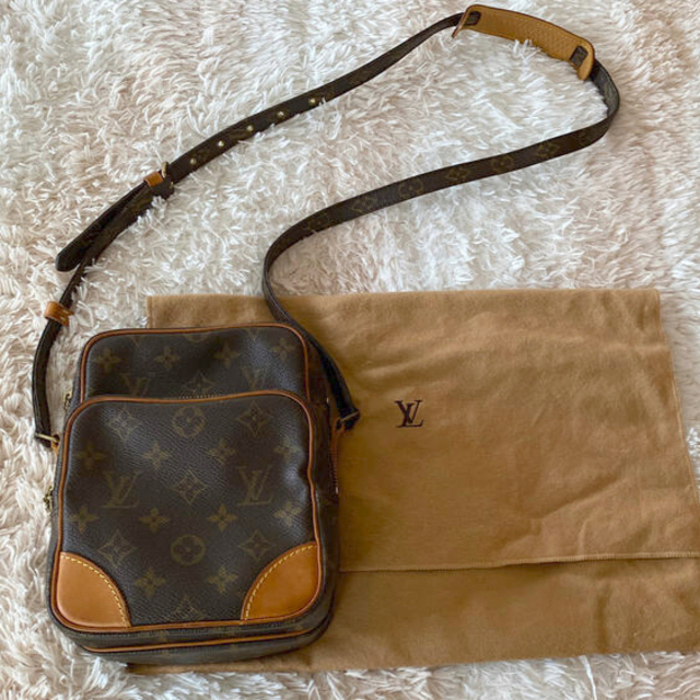 LOUIS VUITTON(ルイヴィトン)のヴィトン　アマゾンショルダーバック レディースのバッグ(ショルダーバッグ)の商品写真