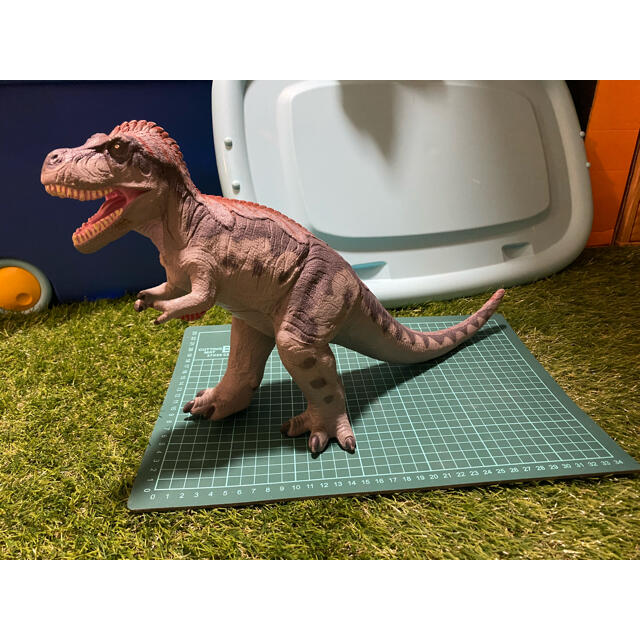 Favorite(フェイバリット)のセキグチ様専用　ブラキオサウルスandフェザー　TREX ティラノ キッズ/ベビー/マタニティのおもちゃ(ぬいぐるみ/人形)の商品写真
