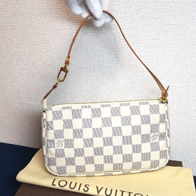 LOUIS VUITTON - 美品　ルイヴィトン　アズール　ポーチ