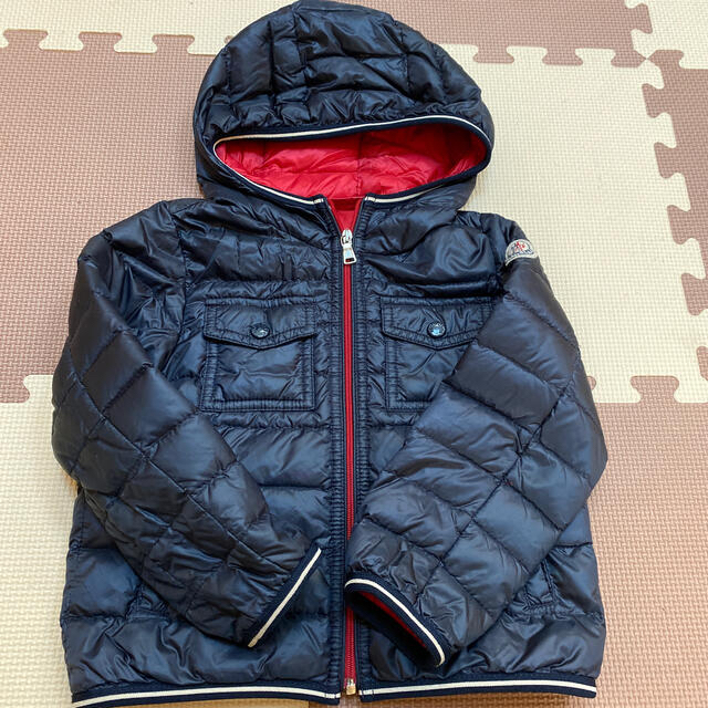 MONCLER(モンクレール)のMONCLERキッズダウン キッズ/ベビー/マタニティのキッズ服男の子用(90cm~)(ジャケット/上着)の商品写真