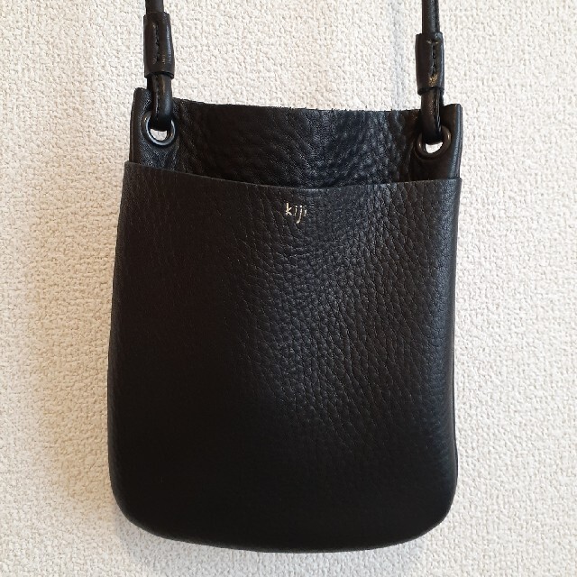 COMOLI(コモリ)のKIJI TAMOTO SMALL BAG メンズのバッグ(ショルダーバッグ)の商品写真