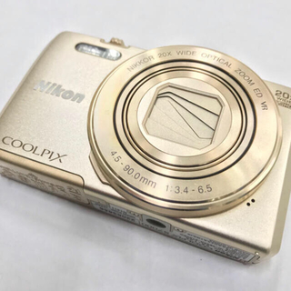 ニコン(Nikon)のNIKON COOLPIX S7000 ゴールド(コンパクトデジタルカメラ)