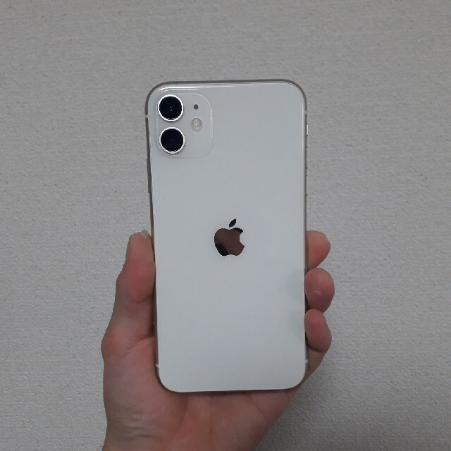 【コスパ○】iPhone11  128GB  White SIMフリー