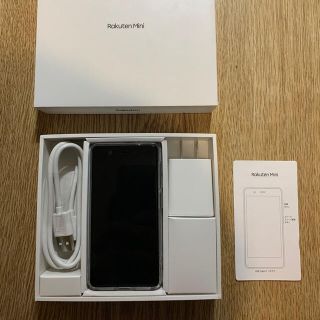 ラクテン(Rakuten)のRakuten Mini  ブラック　新品同様　クリアケース付き(スマートフォン本体)