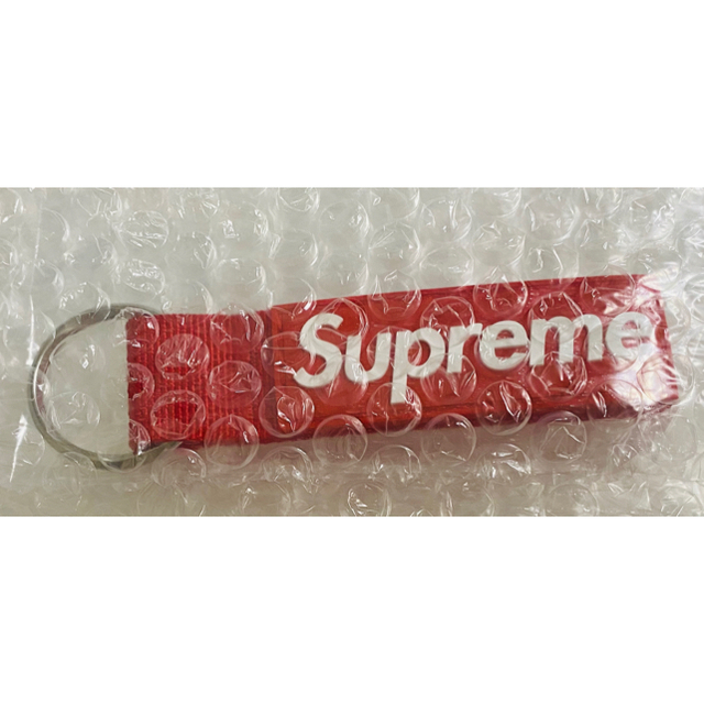 Supreme(シュプリーム)のsupreme webbing keychain red  メンズのファッション小物(キーホルダー)の商品写真