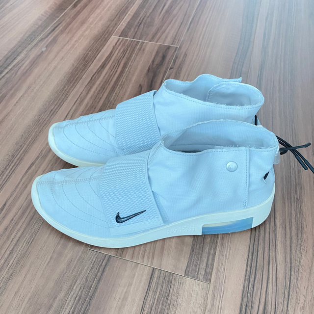 NIKE(ナイキ)のNIKE FEAR OF GOD MOC　28cm メンズの靴/シューズ(スニーカー)の商品写真