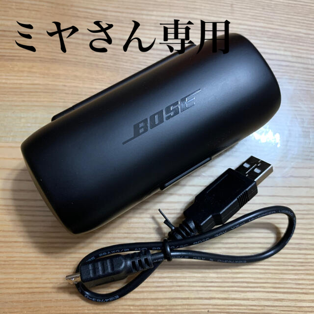 BOSE(ボーズ)のSoundSport Free wireless headphones 充電器 スマホ/家電/カメラのオーディオ機器(ヘッドフォン/イヤフォン)の商品写真