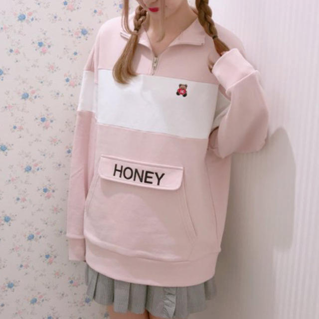 Honey Cinnamon(ハニーシナモン)のHoney Cinnamon ハーフ ジップ スウェット トレーナー   レディースのトップス(トレーナー/スウェット)の商品写真