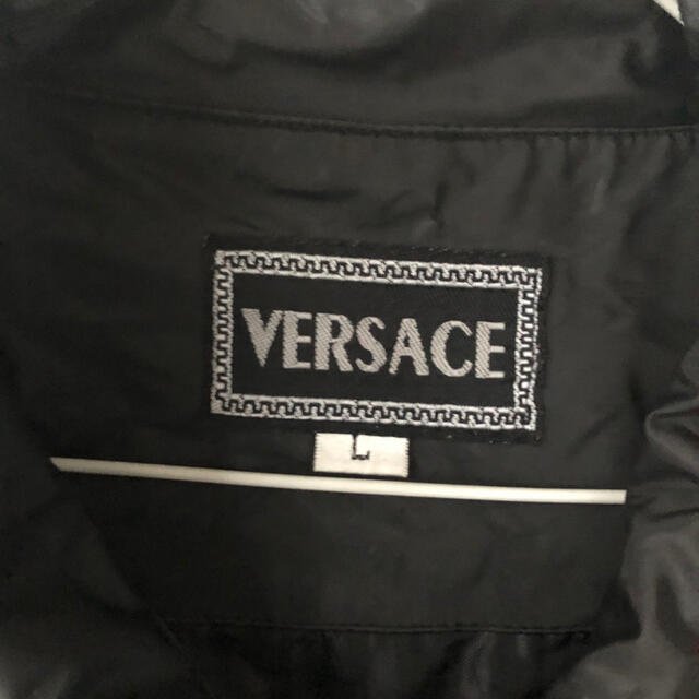 Gianni Versace(ジャンニヴェルサーチ)のVERSACE ナイロンジャケット　ヴィンテージ メンズのジャケット/アウター(ナイロンジャケット)の商品写真