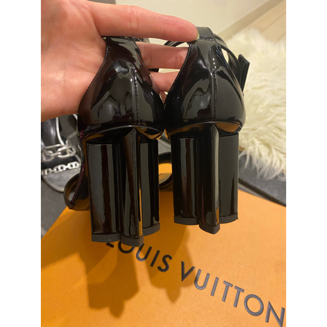 LOUIS VUITTON - LV ルイヴィトン シルエットラインサンダル 34の通販