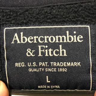 アバクロンビーアンドフィッチ(Abercrombie&Fitch)のアバクロ　フリースジャケット(ダウンジャケット)