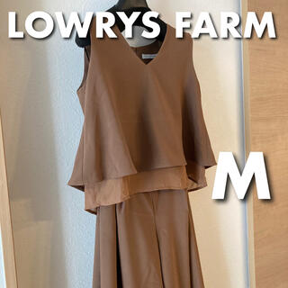 ローリーズファーム(LOWRYS FARM)の【美品】Lowrys farm ローリーズファーム　茶　セットアップ　ワンピース(セット/コーデ)