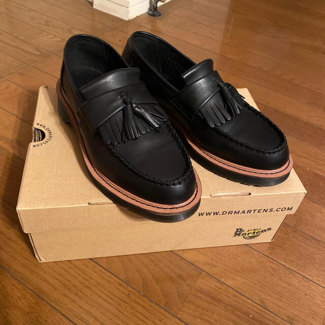 稀少カラー　　Dr. Martens  エイドリアン　タッセルローファー