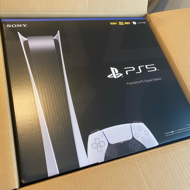 PlayStation(プレイステーション)の【新品】PS5（PlayStation5）デジタルエディション本体　新品未開封 エンタメ/ホビーのゲームソフト/ゲーム機本体(家庭用ゲーム機本体)の商品写真