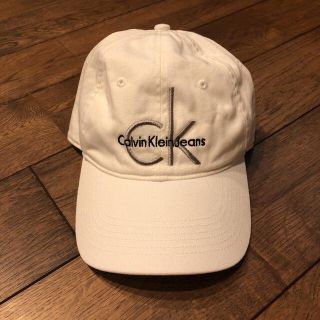 カルバンクライン(Calvin Klein)のカルバンクラインキャップ　ホワイト(キャップ)