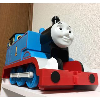 タカラトミー(Takara Tomy)のプラレール　あそべるエンジン！ビッグトーマス(鉄道模型)