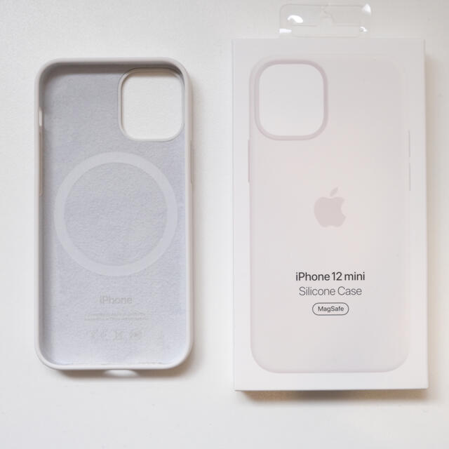 iPhone12 mini シリコンケース ホワイト