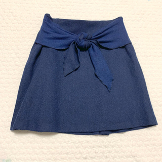 ジルスチュアート(JILLSTUART)のジルスチュアート  台形　リボンスカート　　サイズ2 M ブルー　青(ミニスカート)