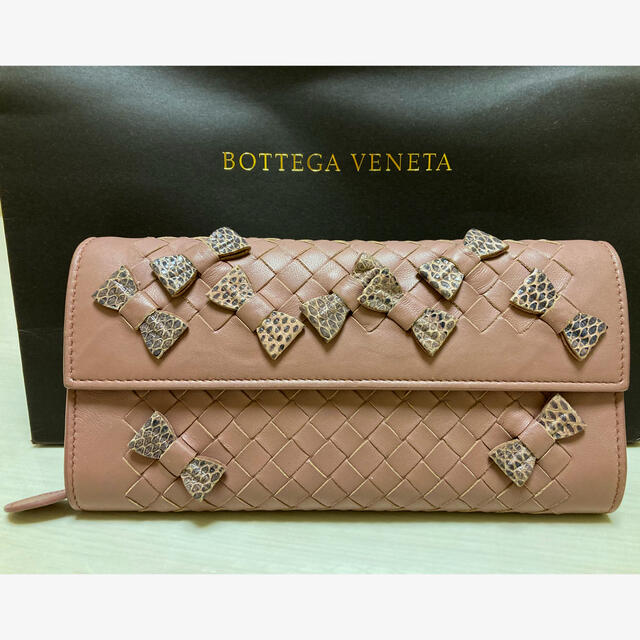 Bottega Veneta(ボッテガヴェネタ)のボッテガヴェネタ長財布レア レディースのファッション小物(財布)の商品写真