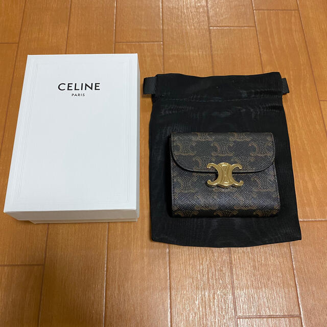 新品 CELINE トリオンフ スモールフラップウォレット タン