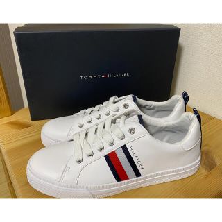 トミーヒルフィガー(TOMMY HILFIGER)の週末SALE★トミーヒルフィガーTOMMYHILFIGERスニーカーホワイト(スニーカー)