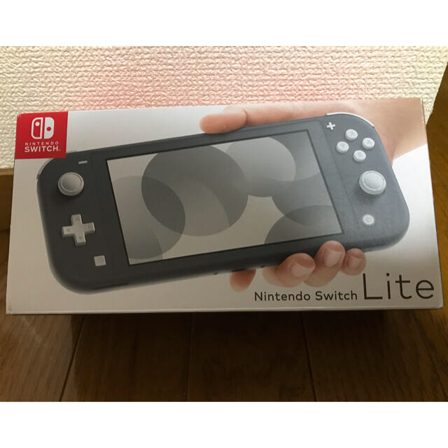 Nintendo Switch(ニンテンドースイッチ)のNintendo Switch Lite グレー エンタメ/ホビーのゲームソフト/ゲーム機本体(家庭用ゲーム機本体)の商品写真