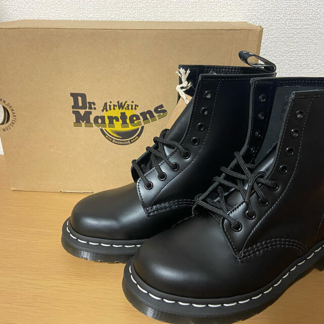 Dr.Martens 1460 white stitch 8ホールブーツ ciaociaoibiza.com