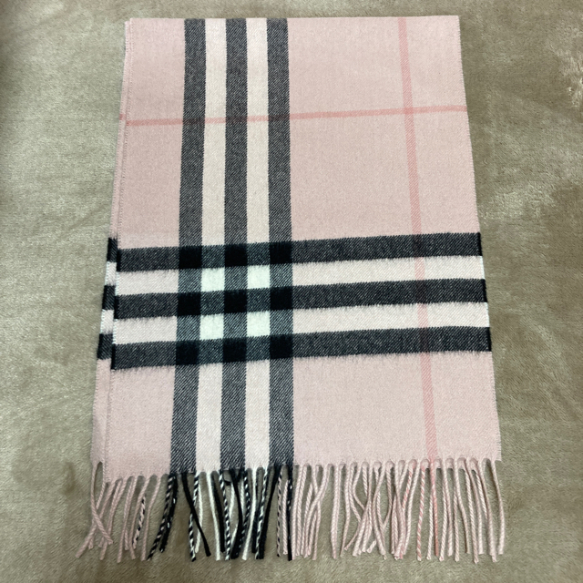 BURBERRY(バーバリー)のBurberryカシミヤ100%マフラー レディースのファッション小物(マフラー/ショール)の商品写真