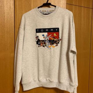 トミーヒルフィガー(TOMMY HILFIGER)の最終お値下げ♪トミーヒルフィガー×ルーニーチューンズ　スウェット新品未使用(スウェット)