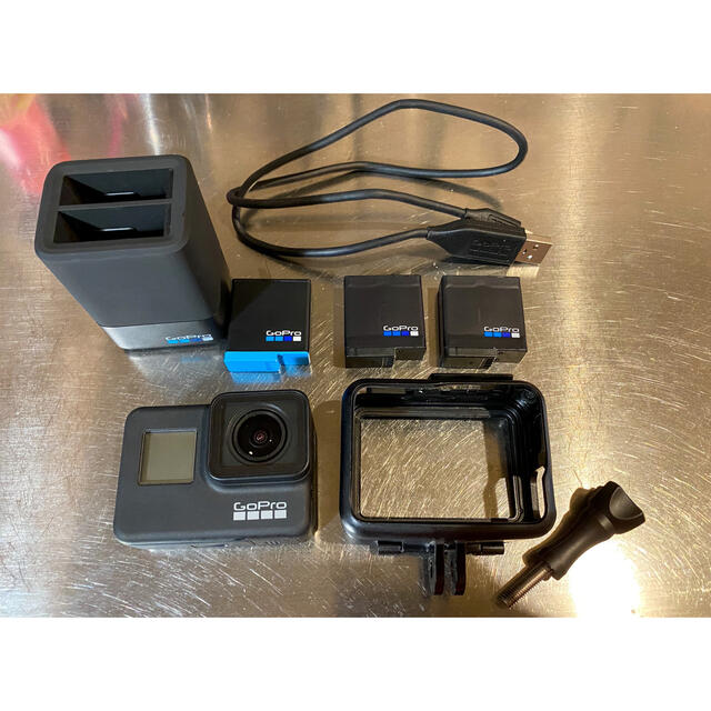 GoPro(ゴープロ)のGoPro HERO7 BLACK 美品 スマホ/家電/カメラのカメラ(その他)の商品写真