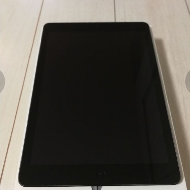 iPad air 初代　Wi-Fiモデル　本体のみPC/タブレット