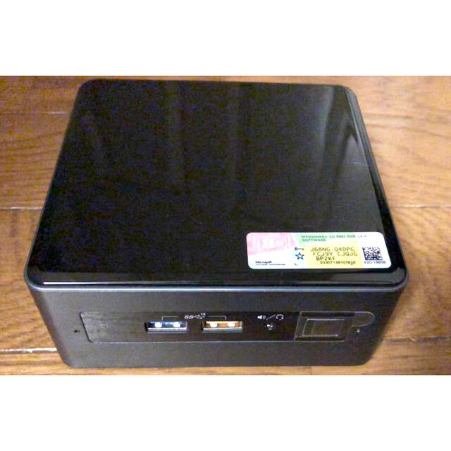 8GSSDインテル intel NUC 8i7BEH / i7/8G/120G