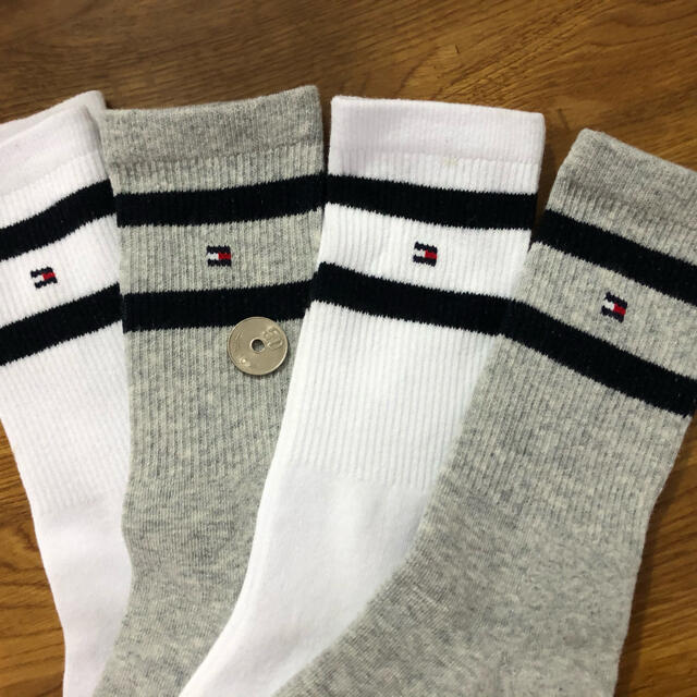 TOMMY HILFIGER(トミーヒルフィガー)の新品トミーヒルフィガーTOMMY HILFIGERレディースソックス4足セット6 レディースのレッグウェア(ソックス)の商品写真