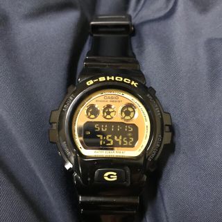 カシオ(CASIO)のCASIO G-SHOCK DW-6900CB ブラック ゴールド(腕時計(デジタル))